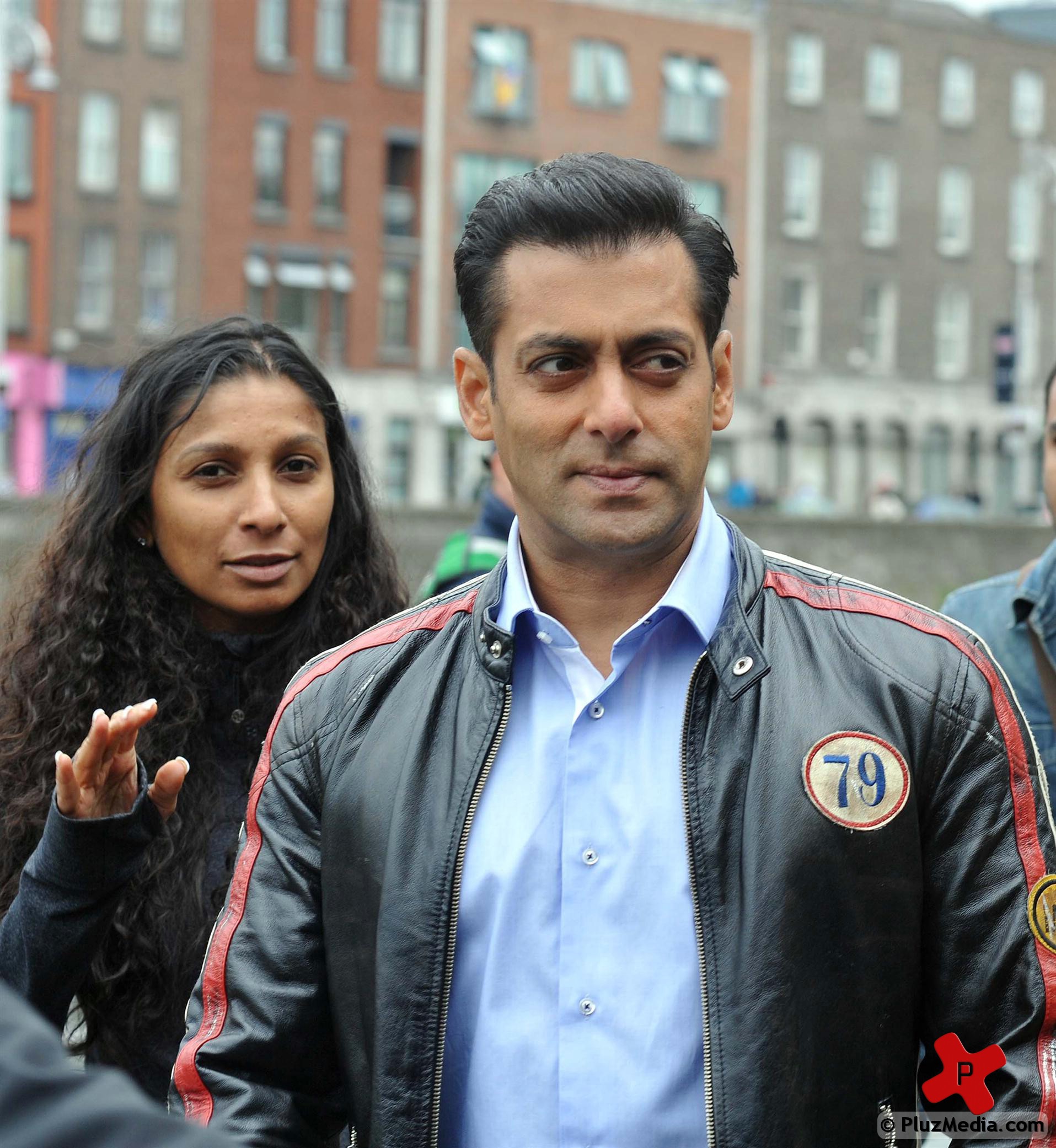 Salman Khan - Salman Khan is filming scenes on the 1st day of the film 'Ek Tha Tiger' Pictures | Picture 74358
